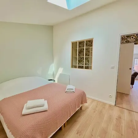 Firone - Espace & Lumiere Apartament *
